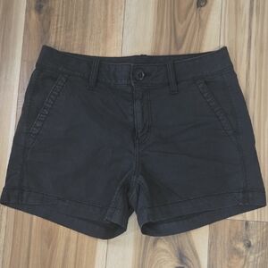 Pre-loved American Eagle Outfitters Super Stretch Black Cargo Shorts Size 4